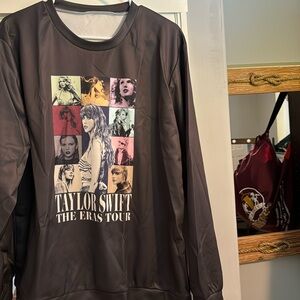 Taylor Swift era tour sweatshirt brand new large